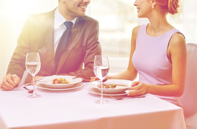 初デートでご飯に 店選びや服装 マナー 食事の後のプランまで解説 Smartlog