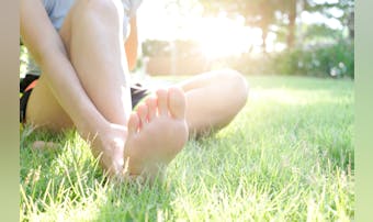 ふくらはぎ痩せに効果的なストレッチメニュー｜脚のむくみ改善に効く柔軟体操とは？