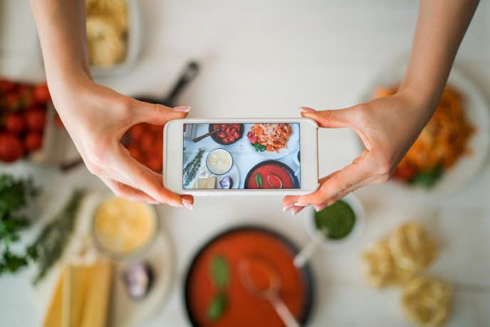 料理の写真が美味しく撮れるカメラアプリ