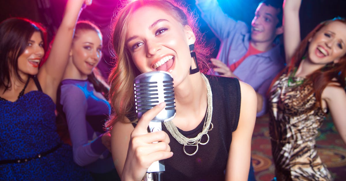 女性編 カラオケで歌うとモテる曲21 男ウケが良い人気ソングを大公開 Smartlog 女性編 カラオケで歌うとモテる曲21 男ウケが良い人気ソングを大公開 Smartlog