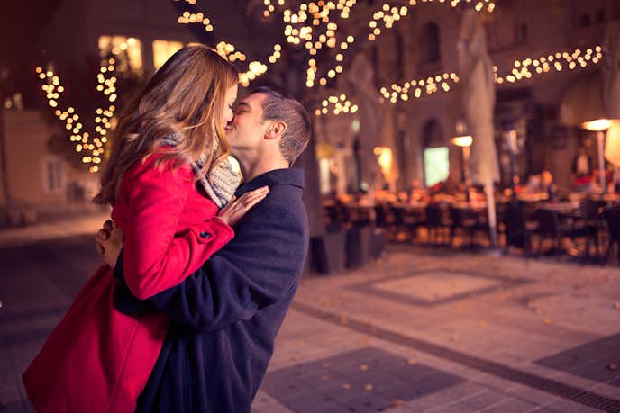 デートでキスをしたいカップルは、最適なタイミングを見つけてみて。