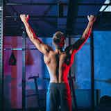 広背筋下部を鍛える筋トレメニュー｜鍛えにくい背中に効果的なトレーニングとは？