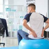 【プロ直伝】広背筋の自重トレーニングメニュー。背中下部の自宅筋トレとは?