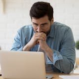 女性に嫌われる男性の特徴とは?引かれる行動...