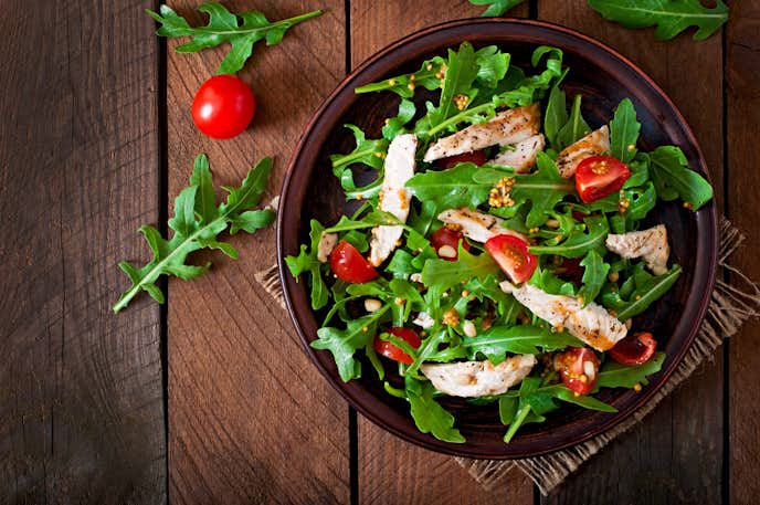 筋肉増強におすすめのサラダチキンの食べ方｜食べるタイミング