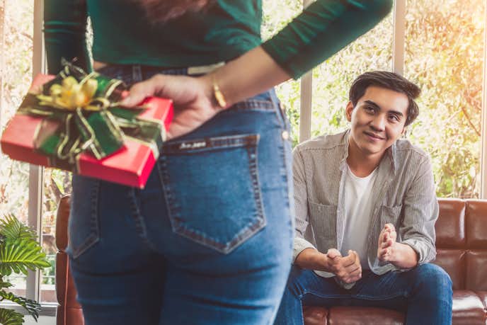 彼氏の引っ越し祝いに人気のプレゼント 新生活を始める男性が喜ぶギフト10選 Smartlog