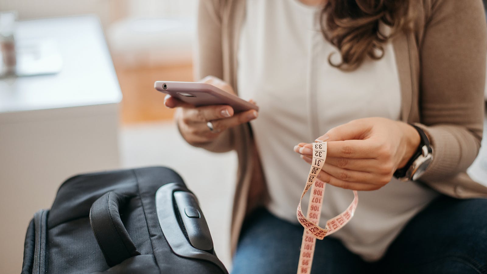 身長を測るアプリのおすすめ5選 簡単に背の高さが分かる人気アプリを解説 セレクト 身長を測るアプリのおすすめ5選 簡単に背の高さが分かる人気アプリを解説 セレクト