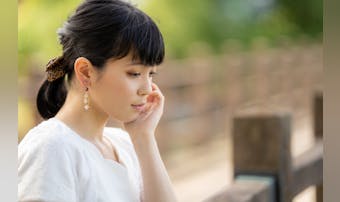 八つ当たりする人の心理とは イライラしている人への上手な対処法を紹介 Smartlog 八つ当たりする人の心理とは イライラしている人への上手な対処法を紹介 Smartlog
