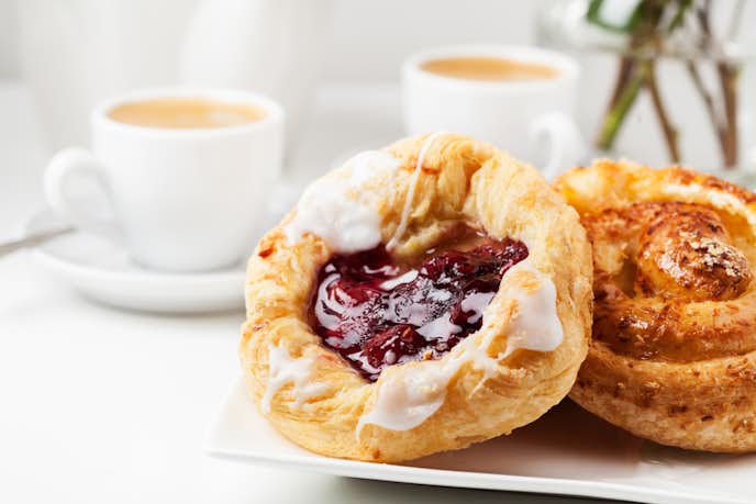 コーヒーに合うお菓子選 珈琲と相性がいい美味しい商品はどれ Smartlog