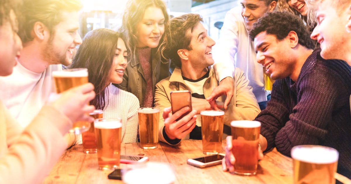 飲み会で盛り上がるゲームアプリ14選 宴会でおすすめのアプリを徹底比較 Smartlog 飲み会で盛り上がるゲームアプリ14選 宴会でおすすめのアプリを徹底比較 Smartlog