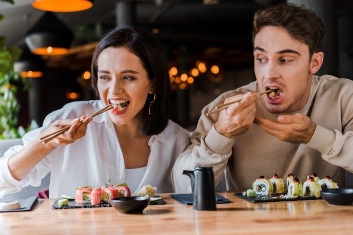 付き合う意味がわからない男女へ 付き合う定義 カップルがやることを解説 Smartlog 付き合う意味がわからない男女へ 付き合う定義 カップルがやることを解説 Smartlog