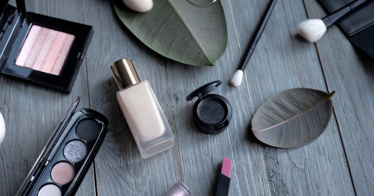 アイシャドウベースおすすめランキング プチプラ デパコスの人気商品を比較 Smartlog