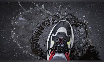 スニーカー用防水スプレーのおすすめ...