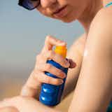 日焼け止めスプレーの人気おすすめランキング｜手軽な紫外線ケア商品とは？