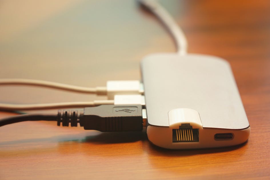 セルフパワー型usbハブのおすすめ4選 充電や配線に役立つ人気商品を解説 Smartlog