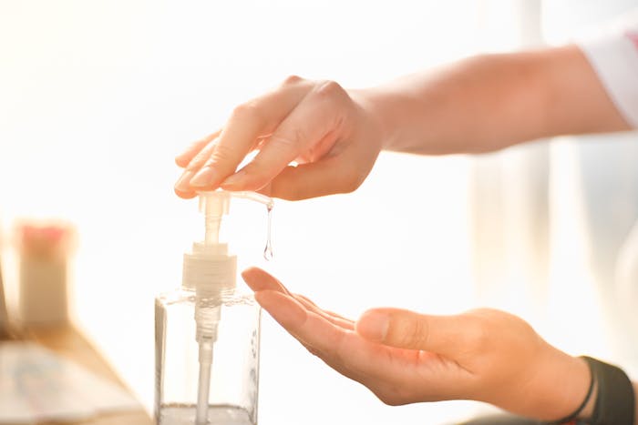 水クレンジングおすすめ人気ランキング2021 手軽で肌に優しいメイク落としを比較 Smartlog