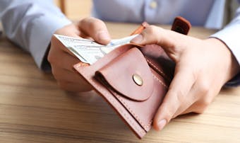 メンズ 安いのにおしゃれな二つ折り財布おすすめブランドランキングtop19 Smartlog メンズ 安いのにおしゃれな二つ折り財布おすすめブランドランキングtop19 Smartlog