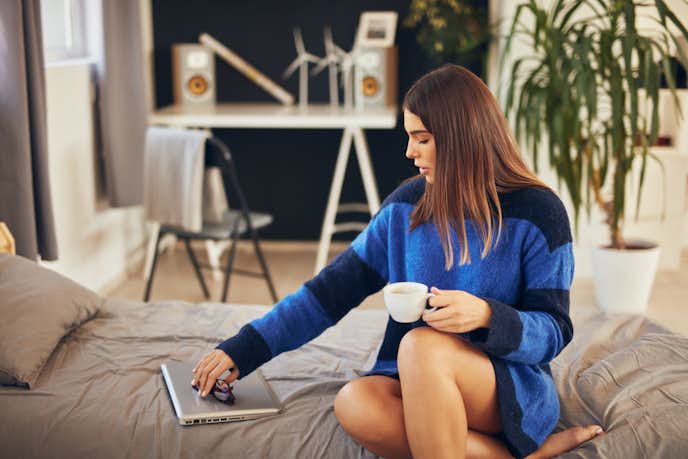 メンヘラ彼女の特徴集 上手に付き合う方法 別れたい時の切り出し方とは Smartlog メンヘラ彼女の特徴集 上手に付き合う方法 別れたい時の切り出し方とは Smartlog