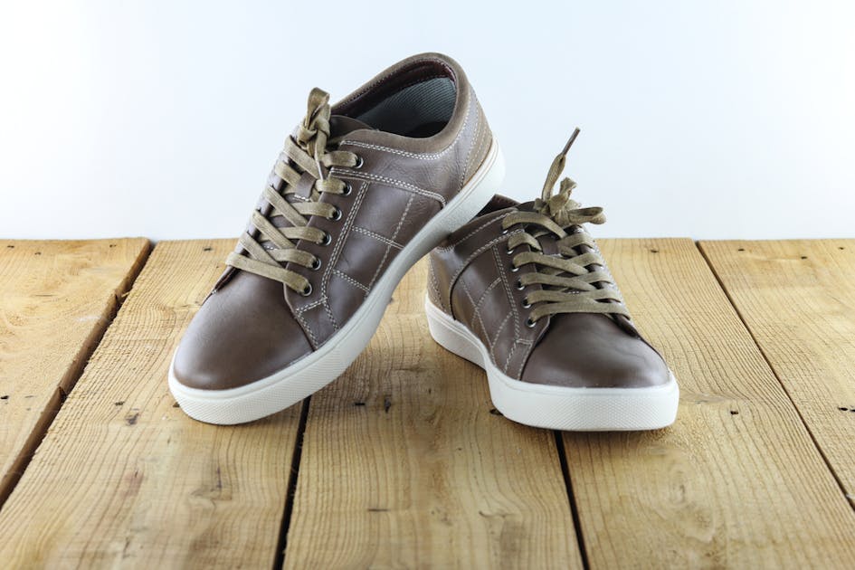 レザースニーカー人気おすすめブランド10選 メンズコーデが格上げするシューズとは Smartlog レザースニーカー人気おすすめブランド10選 メンズコーデが格上げするシューズとは Smartlog