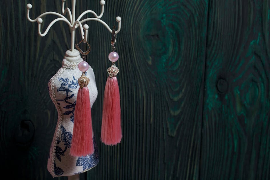 ピアススタンドのおすすめランキング15選 おしゃれで可愛い人気商品を解説 Smartlog ピアススタンドのおすすめランキング15選 おしゃれで可愛い人気商品を解説 Smartlog