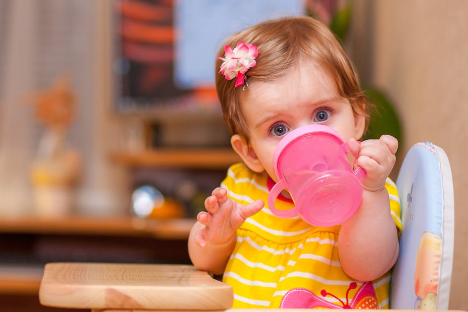 ベビー用マグカップの人気おすすめ10選 赤ちゃんの飲む練習に最適な商品とは Smartlog