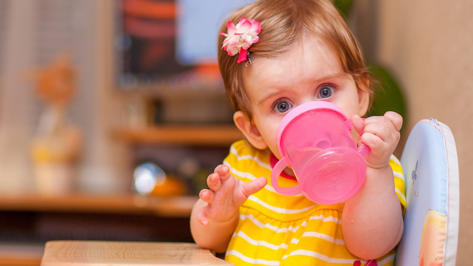 ベビー用マグカップの人気おすすめ10選 赤ちゃんの飲む練習に最適な商品とは セレクト ベビー用マグカップの人気おすすめ10選 赤ちゃんの飲む練習に最適な商品とは セレクト