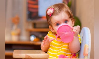 ベビー用マグカップの人気おすすめ10選｜赤ちゃんの飲む練習に最適な商品とは