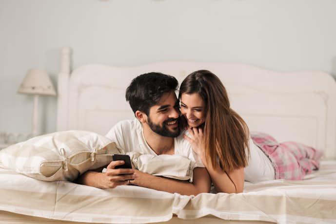 カップルでイチャイチャする10の方法 恋人に甘えたい時のサインを大公開 Smartlog