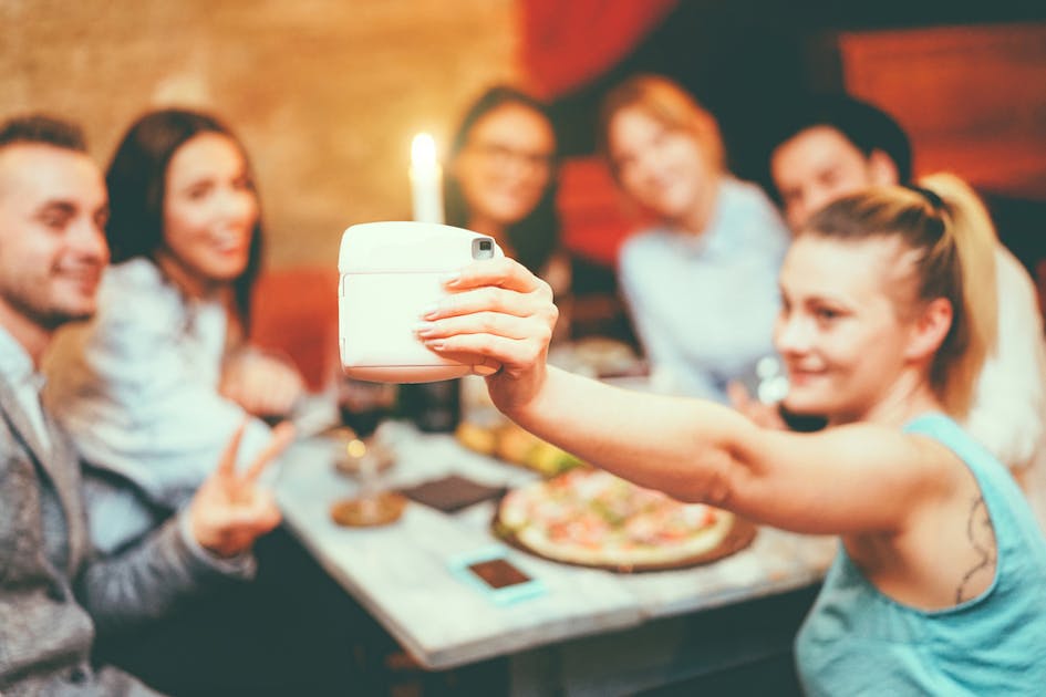 インスタントカメラの人気おすすめ10選 おしゃれな写真が撮れるチェキも紹介 Smartlog