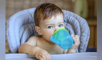 【赤ちゃん】ストローマグのおすすめ人気ランキング｜漏れにくいベビーマグを徹底比較