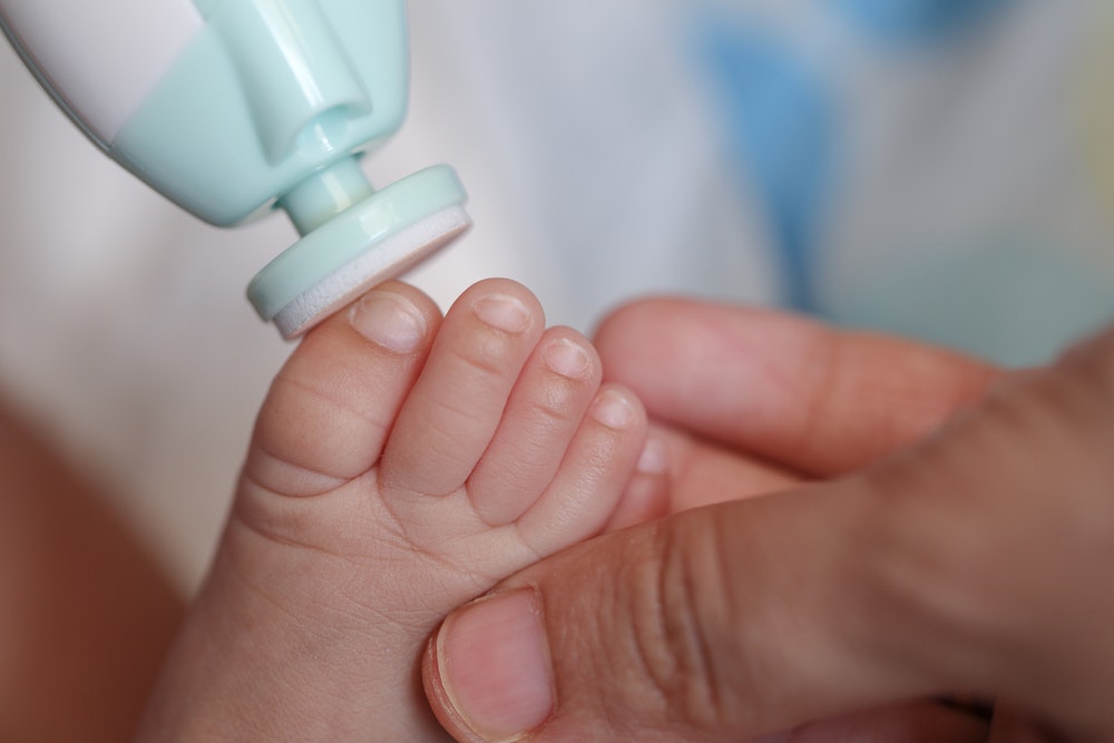 赤ちゃん用爪やすりの人気おすすめランキング｜電動＆手動の安全なベビー用品を比較 | Smartlog