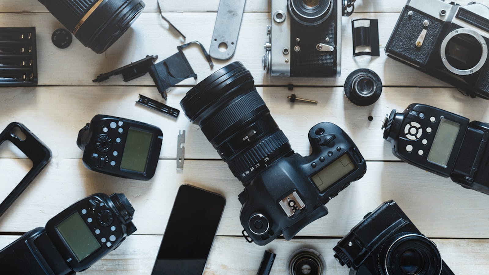 高感度撮影できるカメラの人気おすすめランキング 暗い場所も綺麗に写る機種とは セレクト By Smartlog 高感度撮影できるカメラの人気おすすめランキング 暗い場所も綺麗に写る機種とは セレクト By Smartlog