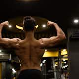 背筋の効果的な筋トレメニュー｜背中の筋肉を部位別に鍛えるトレーニング方法とは？