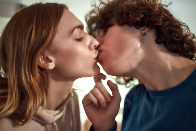 初対面でキスをされた場合、遊びか本気か見分ける方法とは？