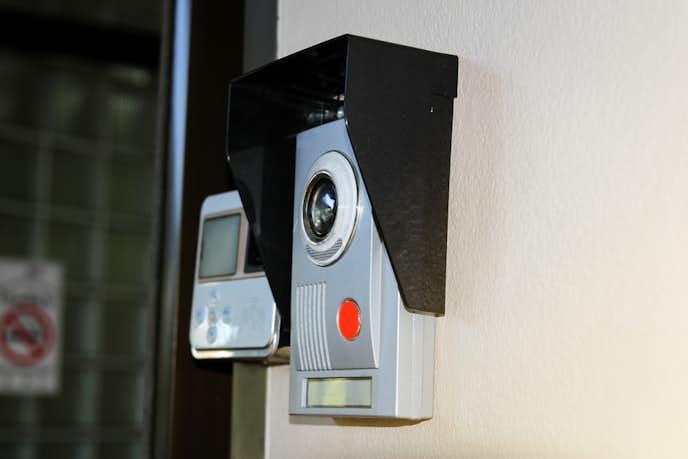 ドアスコープカメラのおすすめ6選｜工事不要の人気防犯アイテムとは Smartlog