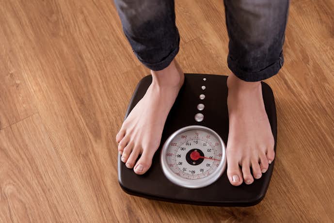 レコーディングダイエットの正しいやり方：決まった時間に体重を測る
