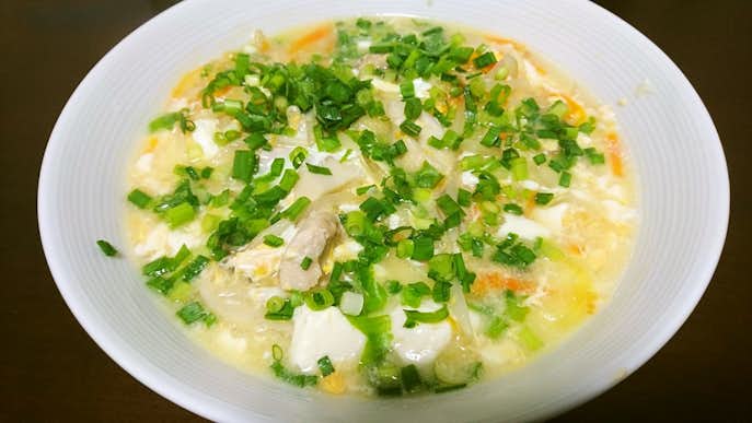 ダイエットにおすすめの夜ご飯メニュー：卵と豆腐のトロトロスープ