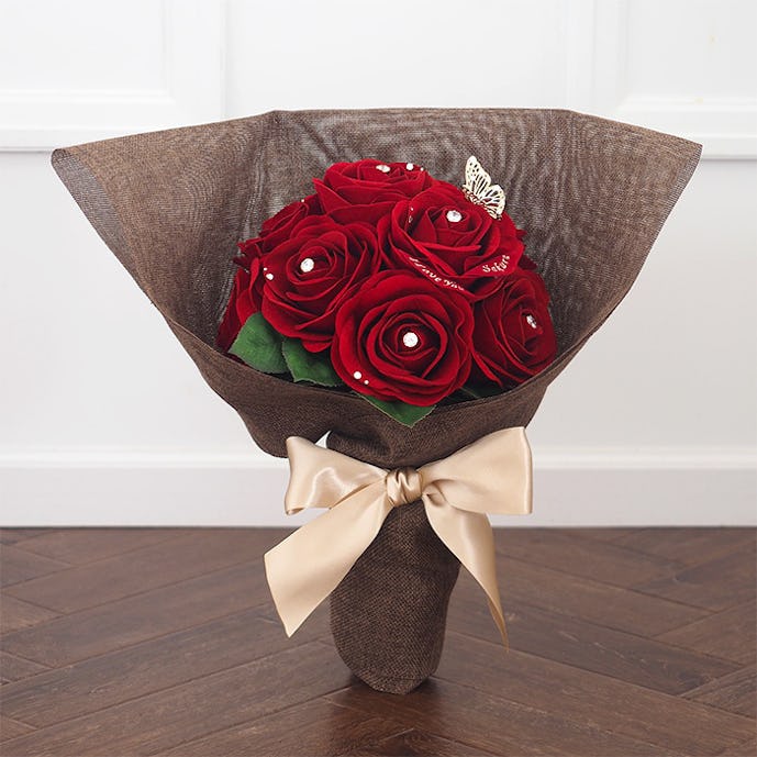 妻が喜ぶ誕生日プレゼント：メリアルーム スペシャルメッセージフラワー赤バラの花束