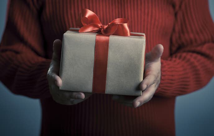 後輩男性に贈る人気プレゼント特集 部下が喜ぶセンス抜群のおすすめギフトとは Smartlog