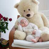 クリスマスプレゼントに人気のぬいぐるみ16選。子供が喜ぶ人形のおすすめとは?