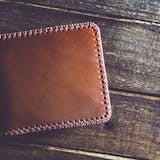 【日本製】メンズ二つ折り革財布おすすめ人気...