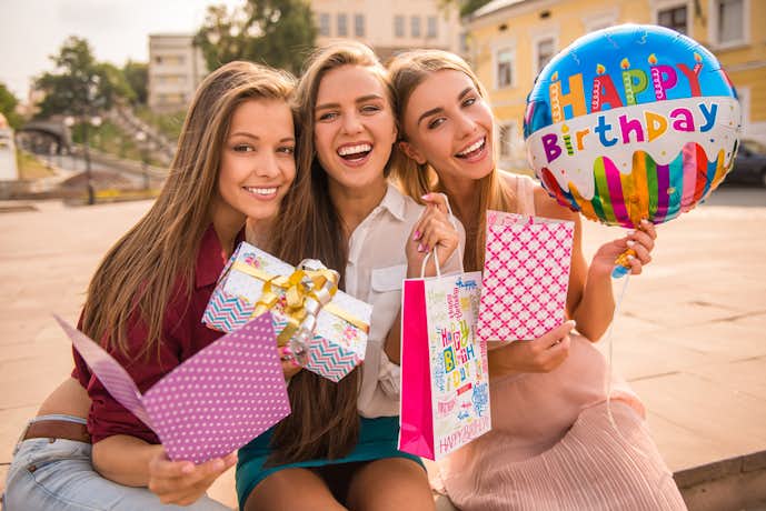 10代の女友達へおすすめの誕生日プレゼント15選 女子が喜ぶ誕プレを大特集 Smartlog