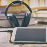 【英語】リスニングを鍛える人気アプリ13選|語学勉強に役立つおすすめアプリとは