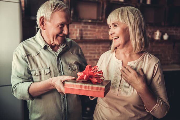 80代男性が喜ぶ誕生日プレゼント おじいちゃん 父親におすすめの人気ギフト特集 Smartlog