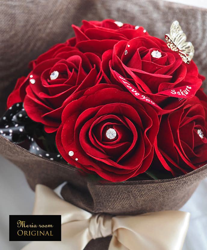 女性が喜ぶ薔薇 バラ のプレゼント10選 おしゃれな人気フラワーギフトを紹介 Smartlog