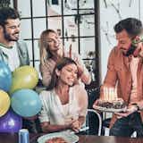 片思いの女性へ贈る誕生日プレゼント特集。好きな人が喜ぶ人気ギフトとは