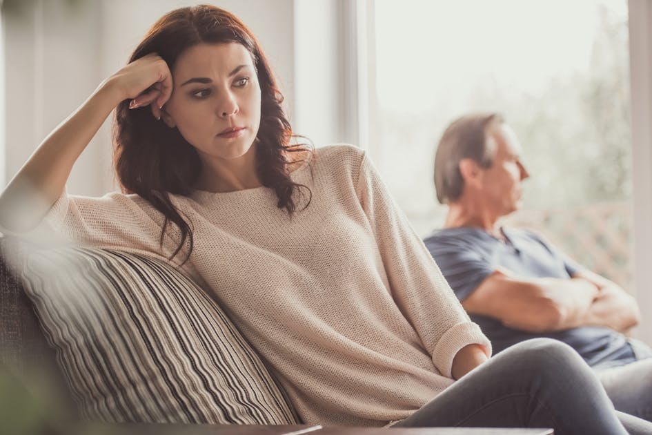 旦那と別れたい時はどうすればいい 必要な準備や穏便に離婚する方法を解説 Smartlog