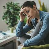 「人生どうでもいい」と思う瞬間とは?投げやりな気持ちになった時の対処法を紹介