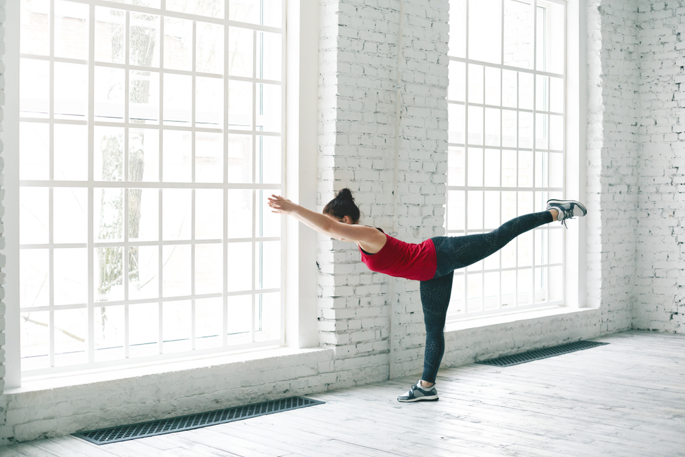 むっちり太ももを細くするストレッチメニュー｜太もも痩せに効果的な柔軟体操とは？