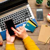 【無料】誕生日カード作成アプリおすすめ11選。スマホでバースデーカードを作れる人気アプリとは?